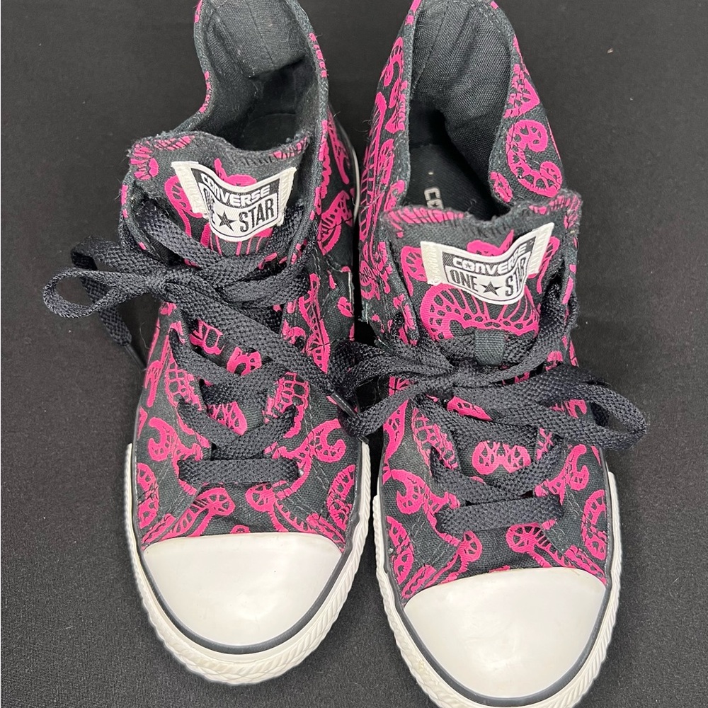 Converse black and Pink Patterned High-Tops
